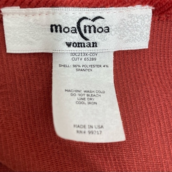 Moa Moa Plus Size 1X Red Corduroy Dress V Neck 3/4 Sleeve Pullover Fit & Flare - Picture 9 of 9